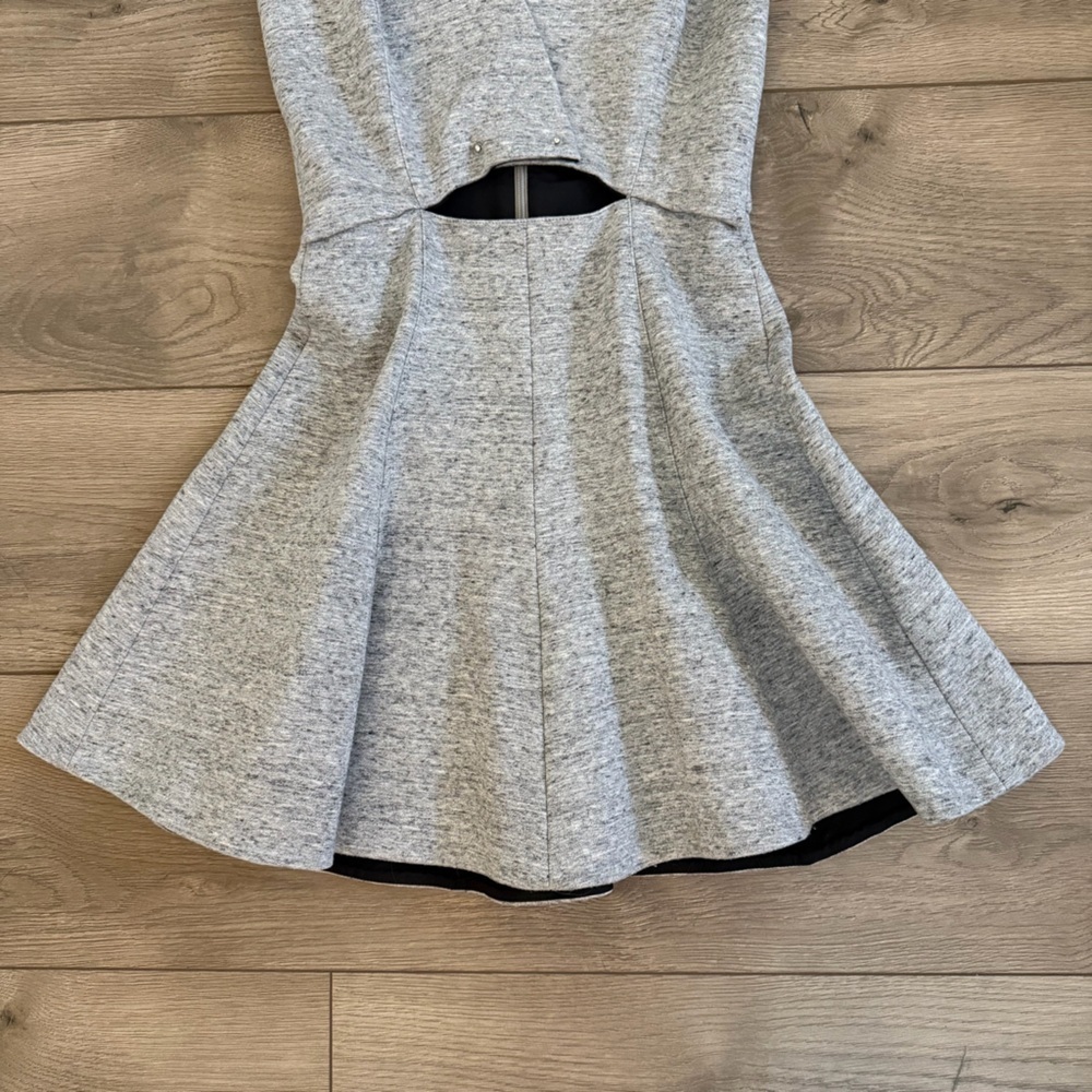 10 Crosby Derek Lam Gray Cutout Mini Dress Size 0 - Picture 3 of 7